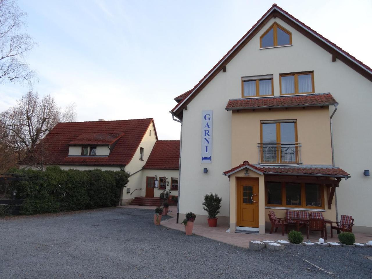 Restaurant - Garni Bei Peppo Apartment Ebern Exterior photo